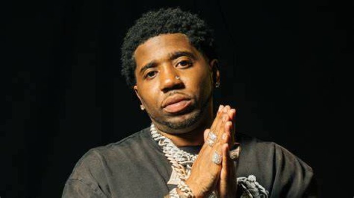 33 Yfn Lucci Record Label Label Design Ideas 2020