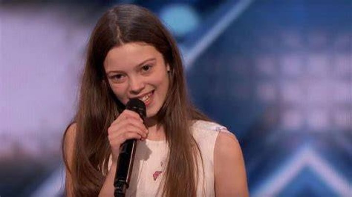 AGT Alum Courtney Hadwin Drops 'Sucker' Cover Video & It Will Blow You