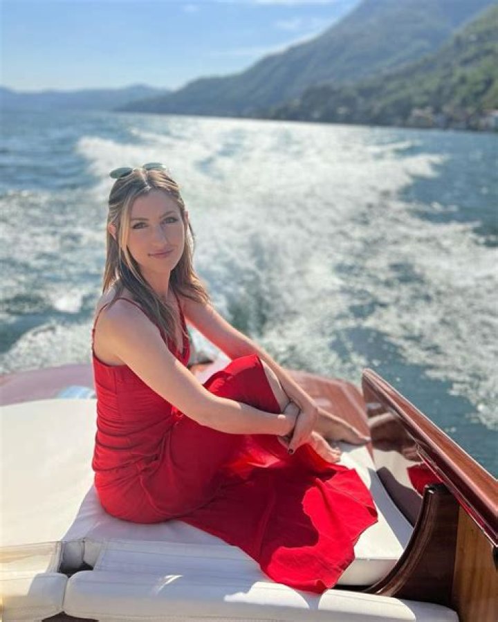 Alex Hottest Bikini Images, Topless Wallpapers Gallery