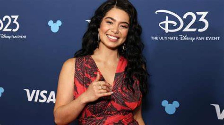 Auli&rsquo;i Cravalho Is Living Her High School Dream Through NBC&rsquo;s &lsquo;Rise