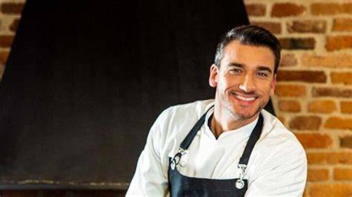 Damiano Carrara lo chef presenta su Instagram la futura moglie Dissapore