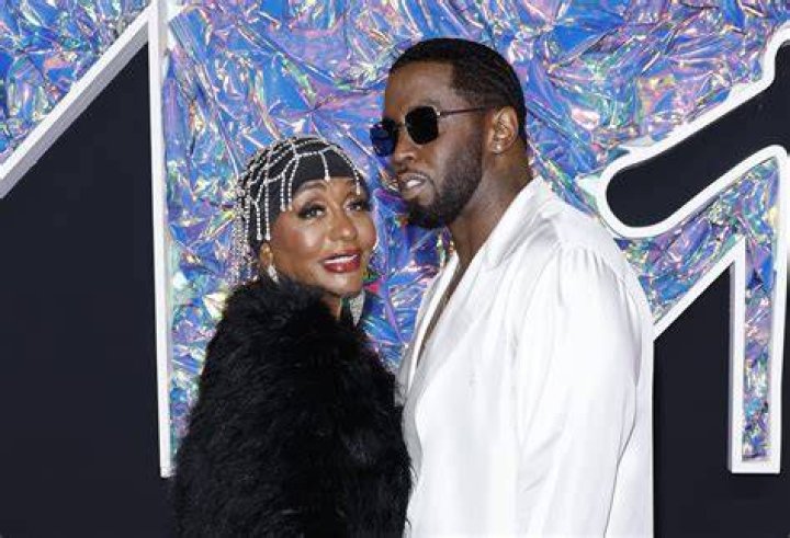 Diddy gives mom Janice Combs a 1 million birthday check