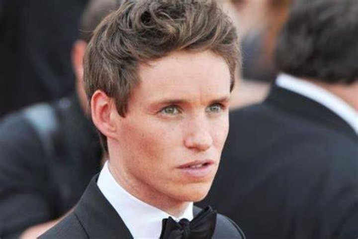 Eddie Redmayne Net Worth 2022 Wiki Bio, Married, Dating, Family