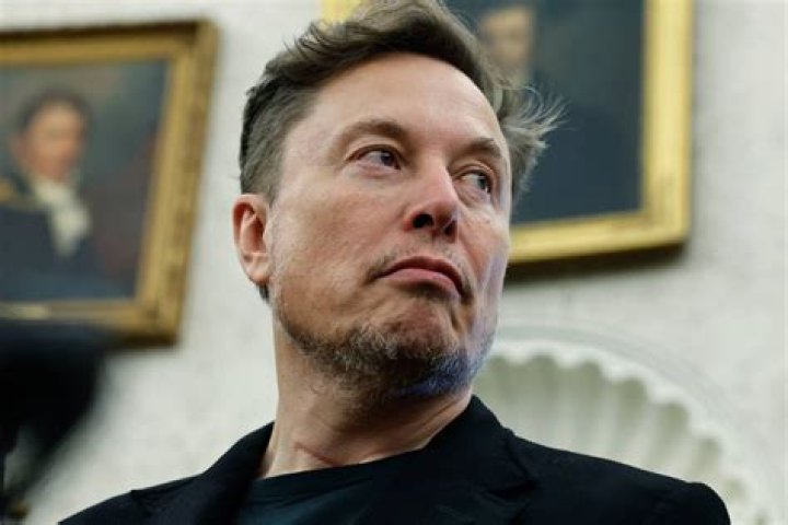 Elon Musk seemingly confirms he twins with Shivon Zilis
