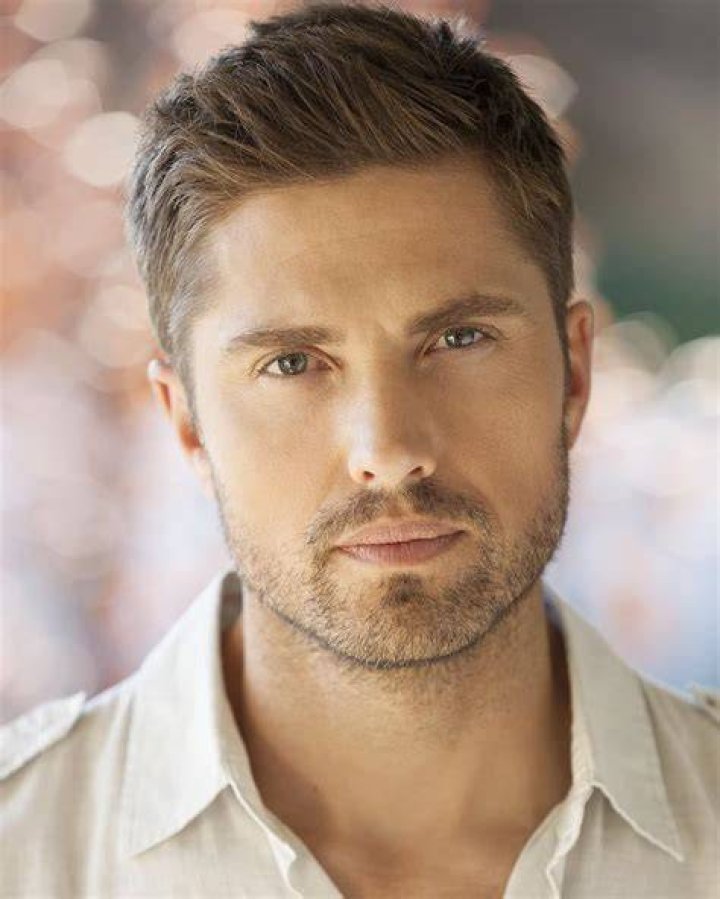Eric Winter IMDb