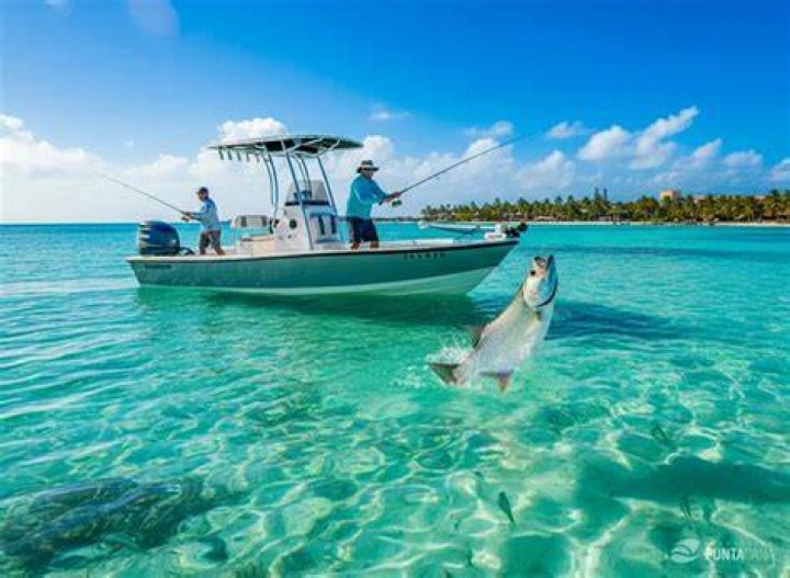Fishing in Punta Cana with Tyler from Wicked Tuna project. Captain of