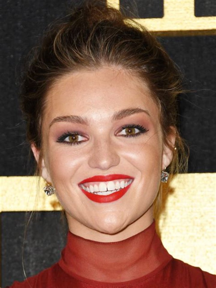 Free Preview Of Lili Simmons Naked In Banshee Series Nude SexiezPicz