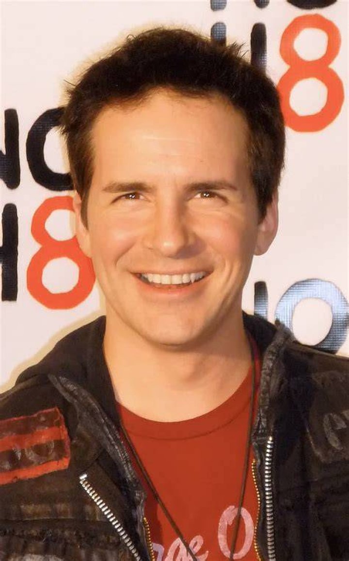 Hal Sparks Height, Age, Bio, Weight, Net Worth, Facts and Family