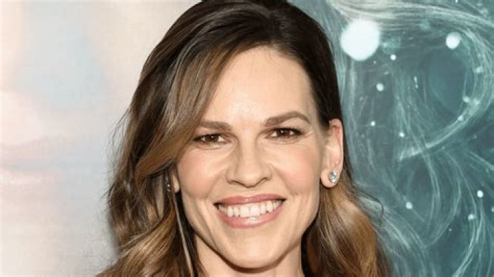 Hillary Swank Net Worth How Much is Swank Worth?