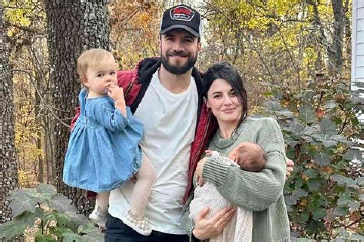 How to book Sam Hunt? Anthem Talent Agency