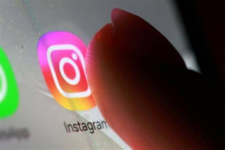 Instagram User Attempts To Tarnish Yemi Alade's Reputation Calls Her