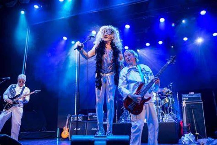 Interview With The Tubes Lead Singer Fee Waybill The Completion