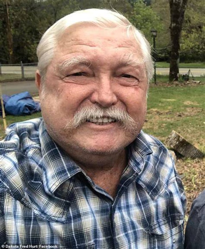 &ldquo;Dakota boys&rdquo; Fred Hurt Net Worth, Wife, Son, Wiki, Biography. Tvstarbio