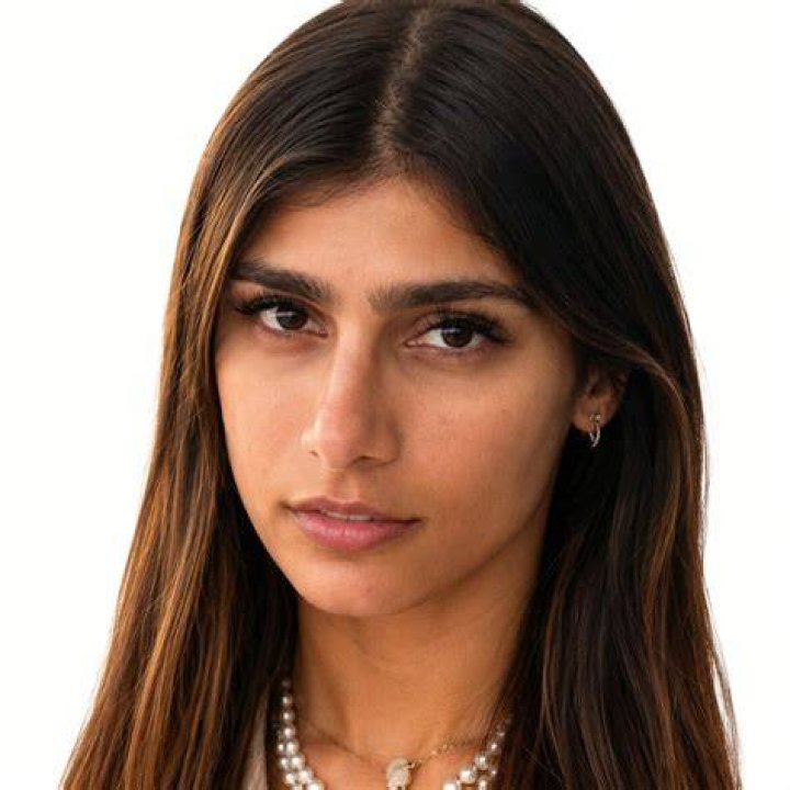 Mia Khalifa Age, Height, Biography 2023, Wiki, Net Worth, Boyfriend