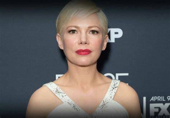 Michelle Williams Wanted to Be a Lawyer Before She Became a Singer
