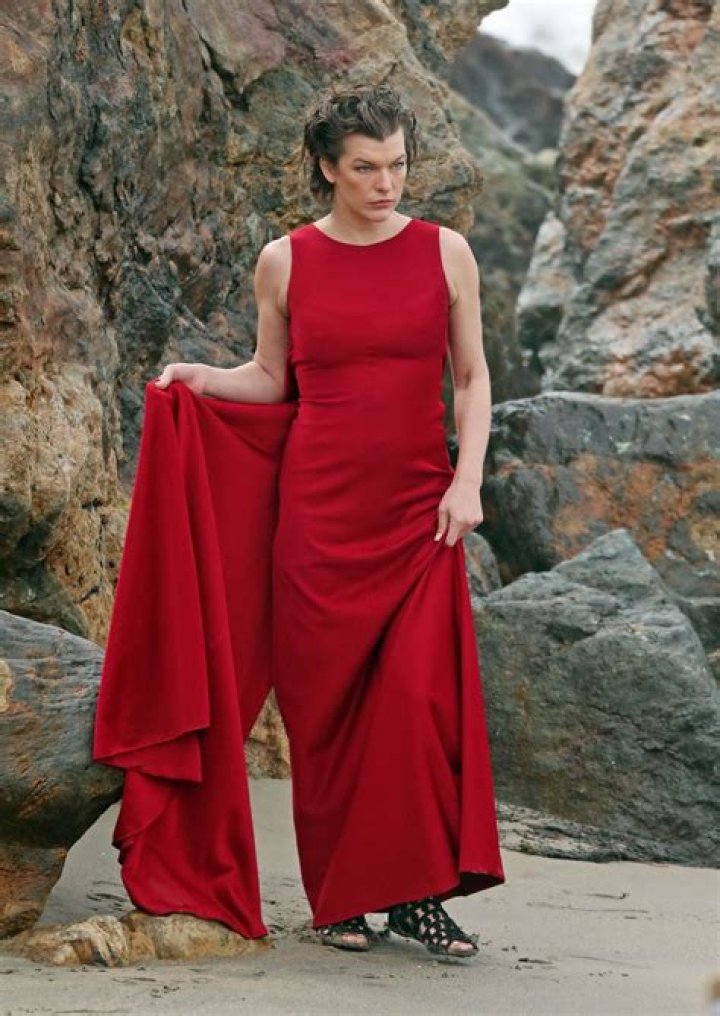Milla Jovovich Photo Shoot in Malibu, January 2016 • CelebMafia