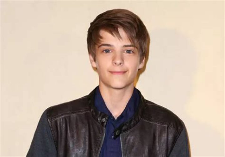 MWC Daily &lsquo;Girl Meets World&rsquo; Star &lsquo;Farkle&rsquo; Joins the Morning Waking Crew