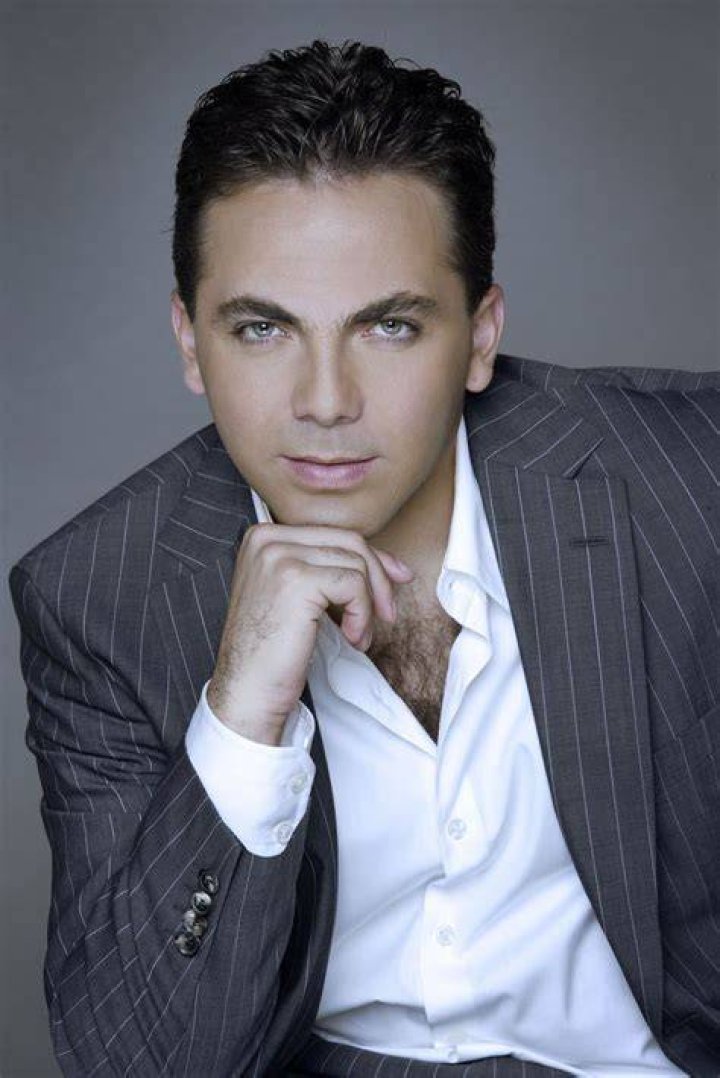 Pin on CRISTIAN CASTRO