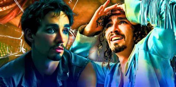 Robert Sheehan