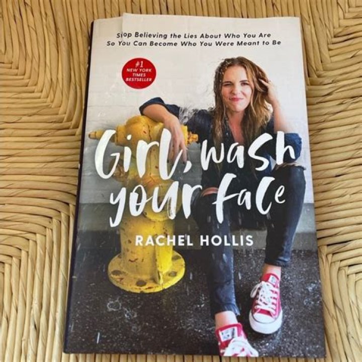 Selfhelp author Rachel Hollis exposes the limits of introspection &mdash; Quartz