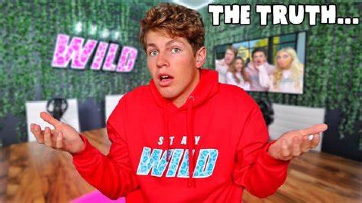 The Truth About Ben Azelart Age, Girlfriend, Net Worth, Parents