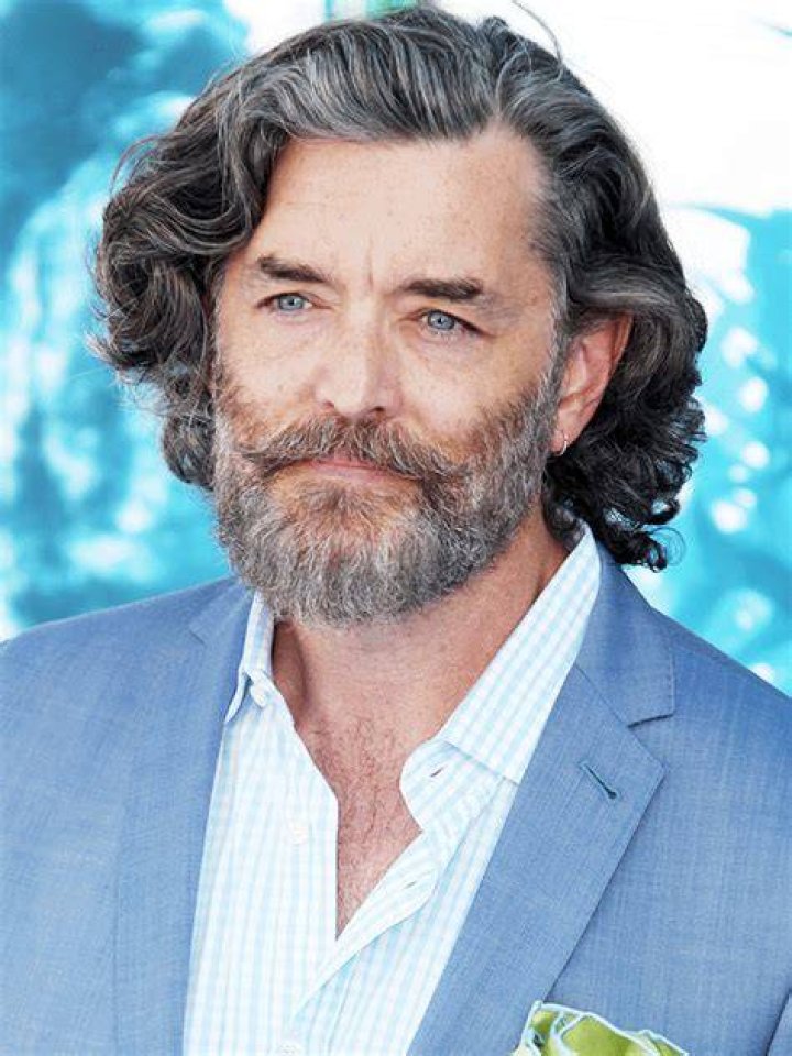 Timothy Omundson Biography, Age, Height, Wife, Net Worth StarsWiki
