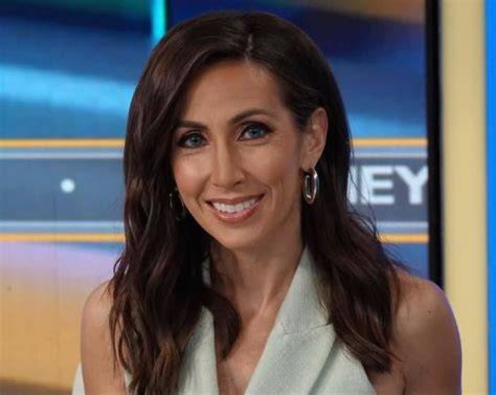 Unlocking Lauren Simonetti's Salary: Insider Insights Revealed