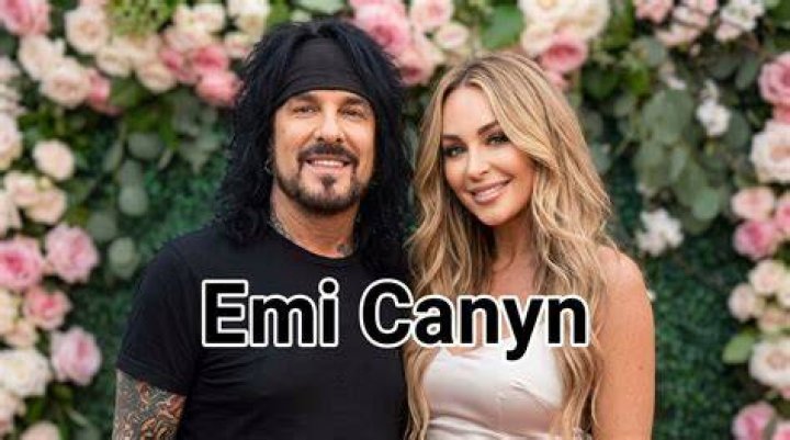 What is Emi Canyn net worth? Former wife of famous guitarist Mick Mars