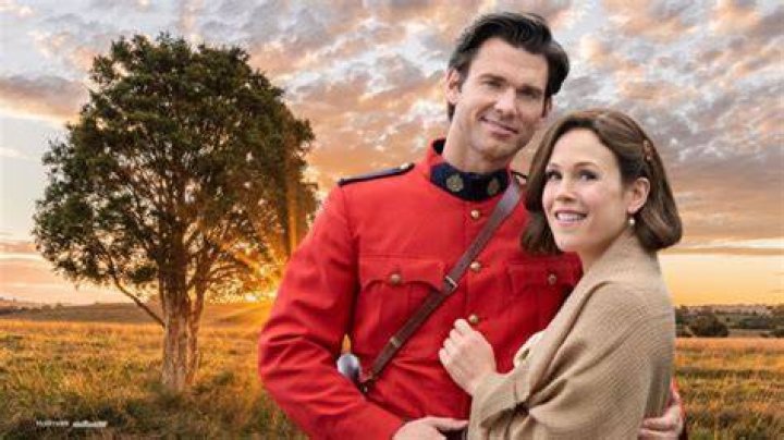 When Calls the Heart stars Chris McNally & Julie Gonzalo married soon
