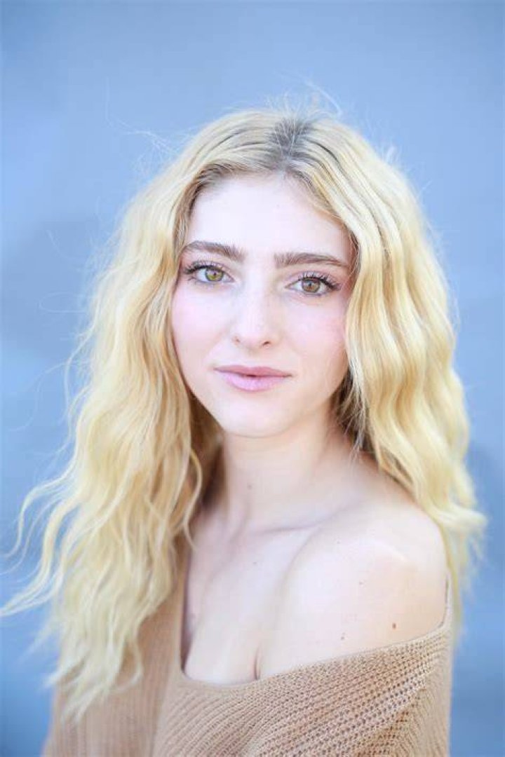 Willow Shields Biography, Height & Life Story Super Stars Bio